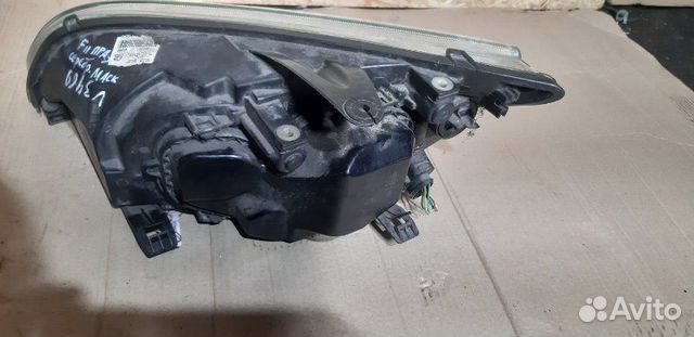 Фара передняя правая Ford Focus 2 2004-2008 Фара передняя правая Ford Focus 2 2004-2008