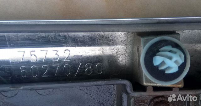 Молдинги на двери Toyota Land Cruiser LC200 Молдинги на двери Toyota Land Cruiser LC200