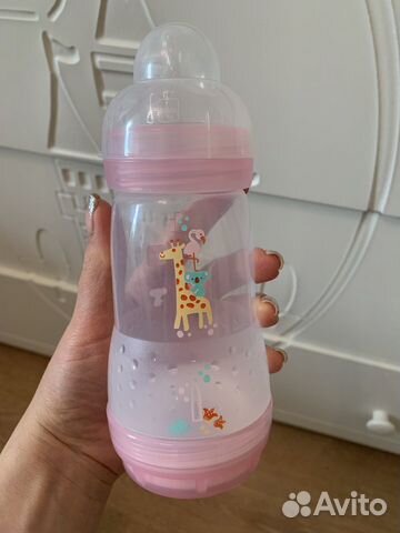 Бутылочка для кормления