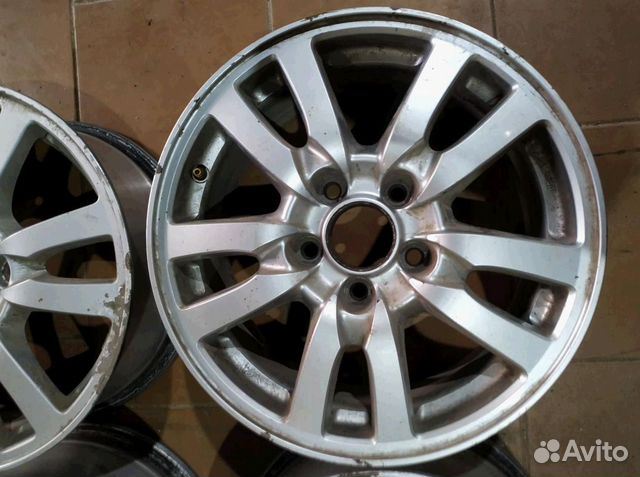 Диски бу оригинал R16 N на Honda