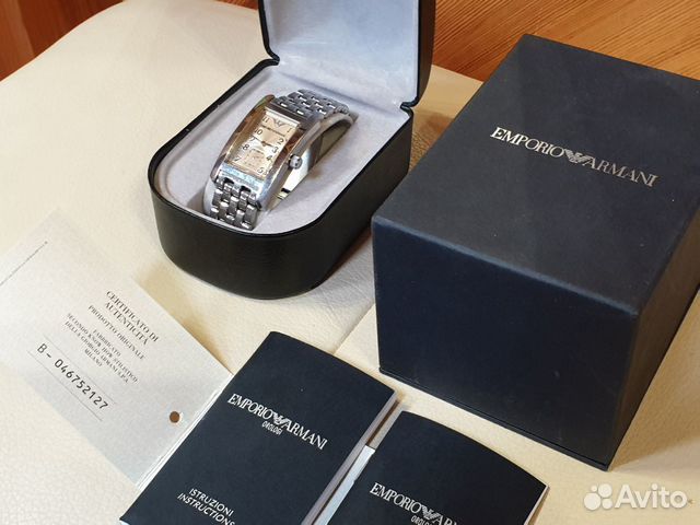 Часы-браслет Emporio Armani Часы-браслет Emporio Armani