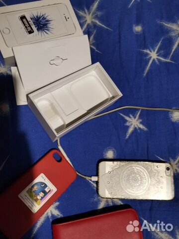 Телефон iPhone se 32 гб сильвер Телефон iPhone se 32 гб сильвер