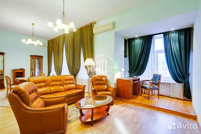 4-к квартира, 185 м², 2/5 эт.