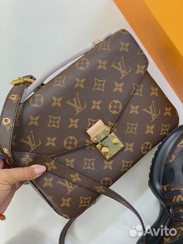 Louis Vuitton Metis сумка