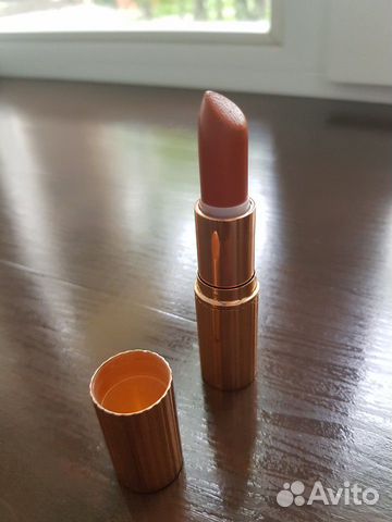 Charlotte Tilbury kissing lipstick Charlotte Tilbury kissing lipstick