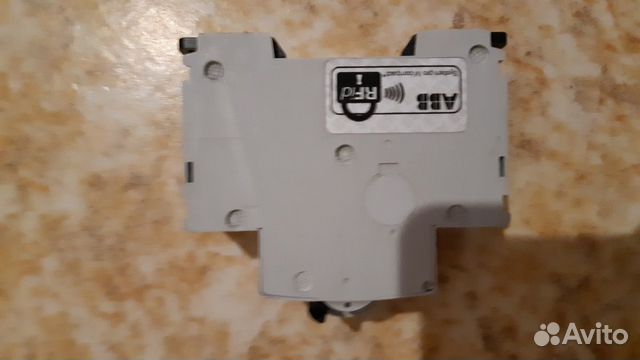 Автоматический выключатель Автоматический выключатель