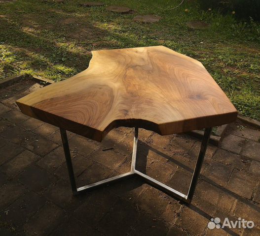 Стол кофейный 85х70см из слэба Ореха