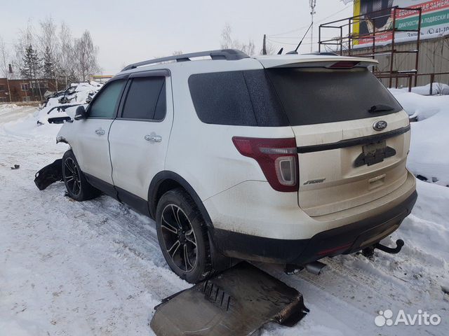 Ford Explorer V 3.5 ат 2013 г