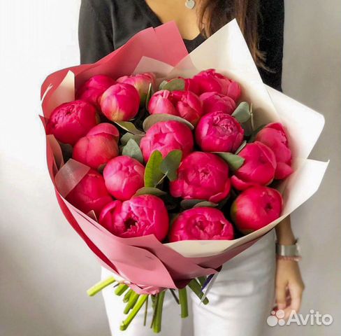 25 пионов