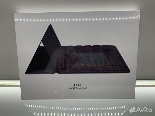 Чехол клавиатура Apple Smart Keyboard 10.5 Чехол клавиатура Apple Smart Keyboard 10.5