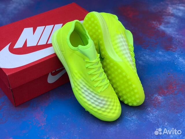 Сороконожки nike magistax finale II IC/найк магист
