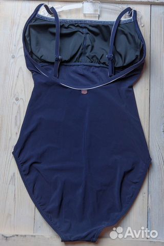 Слитный купальник Sloggi by Triumph, новый, 38 р Слитный купальник Sloggi by Triumph, новый, 38 р
