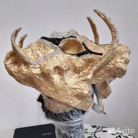 Золотая маска для шоу Золотая маска для шоу