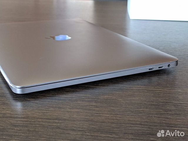 Apple MacBook Pro 13 2017 i5 8 512 Touch Bar Apple MacBook Pro 13 2017 i5 8 512 Touch Bar