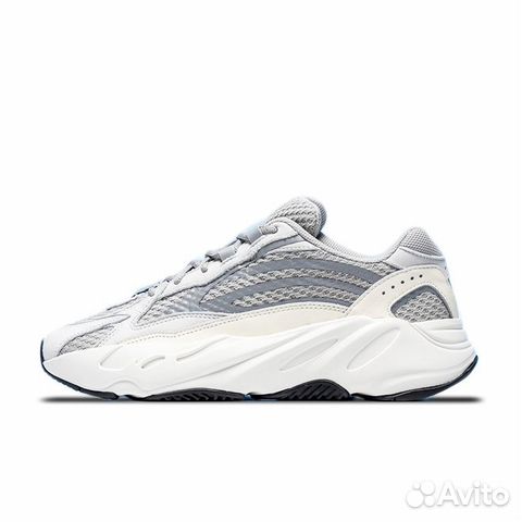 Adidas Yeezy Boost 700 серые Adidas Yeezy Boost 700 серые