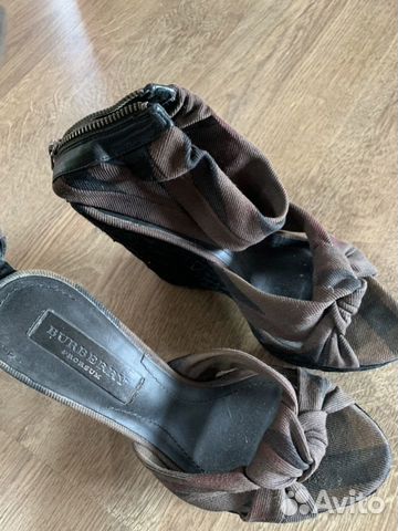 Босоножки Burberry оригинал Босоножки Burberry оригинал