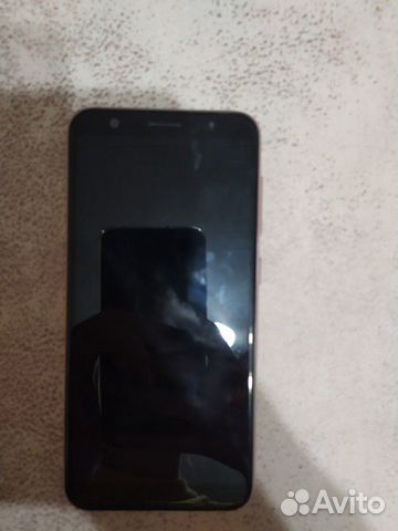 Телефон asus Zenfone Max M1 (zb555kl)