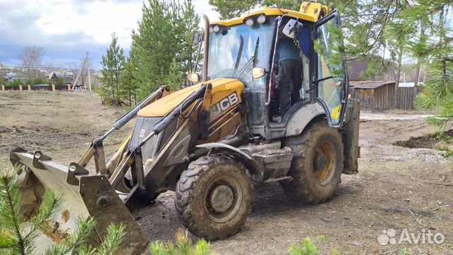 Услуги экскаватора-погрузчика JCB Услуги экскаватора-погрузчика JCB