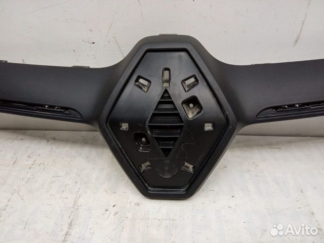 Накладка решетки радиатора Renault Logan 2 2014 Накладка решетки радиатора Renault Logan 2 2014