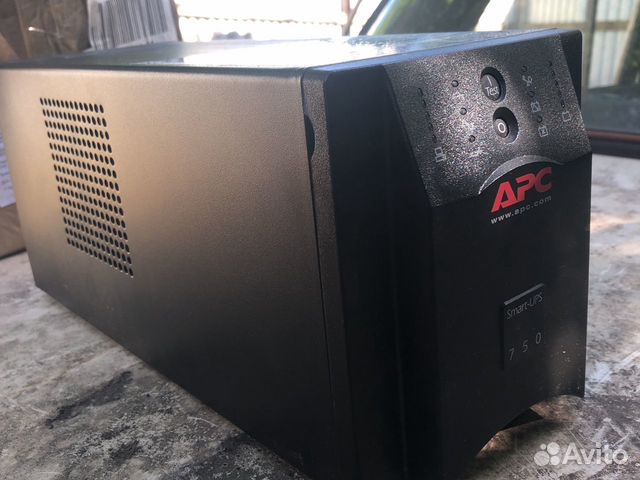 Ибп аpc Smart -UPS 750