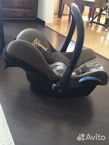 Автолюлька Maxi Cosi Cabrio Fix 0+ Автолюлька Maxi Cosi Cabrio Fix 0+