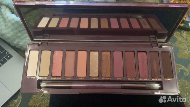 Палетка теней Urban Decay Naked Cherry Палетка теней Urban Decay Naked Cherry
