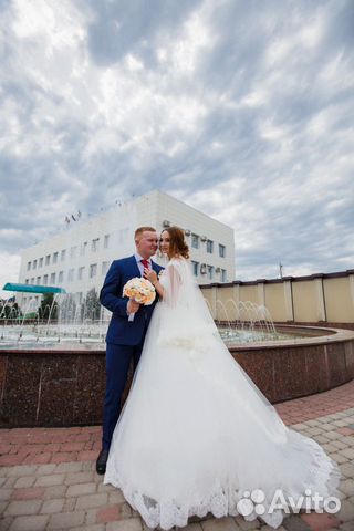 Свадебное платье и мужской костюм Свадебное платье и мужской костюм
