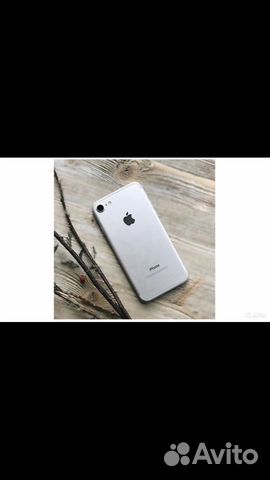 Телефон iPhone