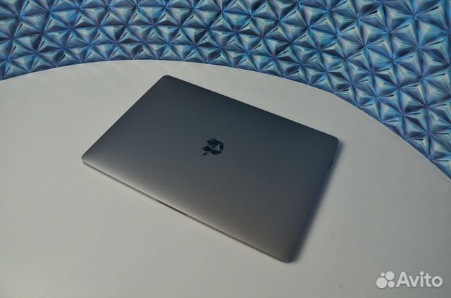 MacBook Pro 15 2018 512Gb рст (2 цикла) MacBook Pro 15 2018 512Gb рст (2 цикла)