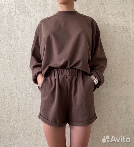 Спортивный костюм Спортивный костюм