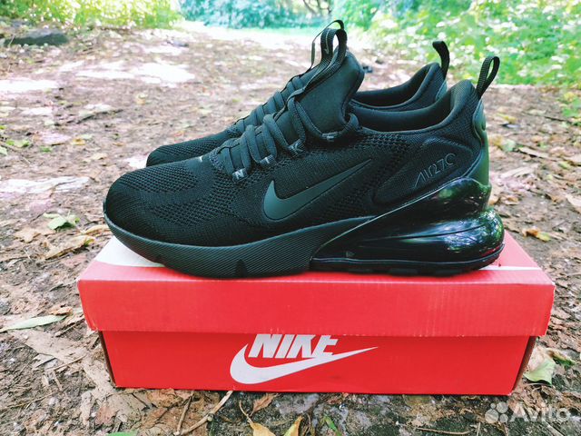 Кроссовки Nike Air Max 270