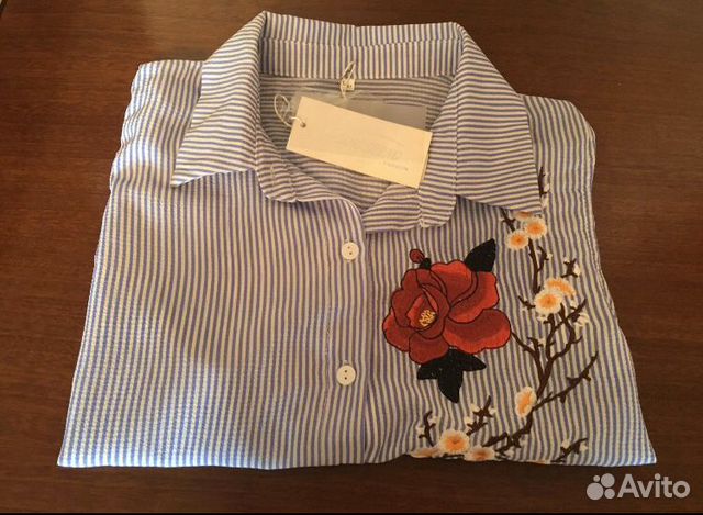 Легкая рубашка с вышивкой Легкая рубашка с вышивкой