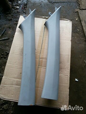 Пластик передней правой стойки Киа Рио 3