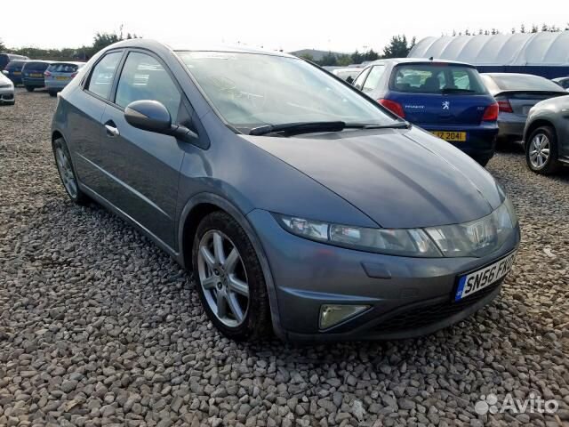Honda Civic 5D 1.8 R18A2 на запчасти разбор