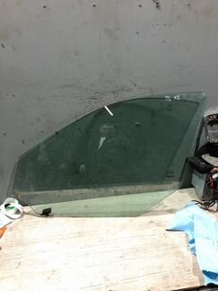 Стекло двери переднее левое Mercedes-Benz E-Class