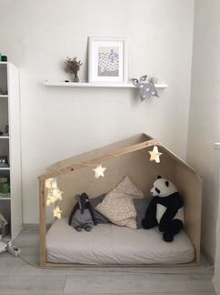 Кроватка домик Для малыша