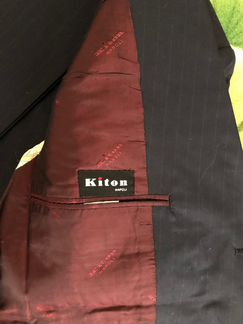 Костюм Kiton