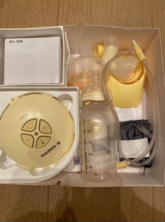 Молокоотсос электрический Medela