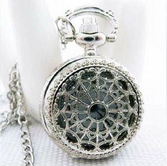 Часы-подвеска №3 Серебристая паутинка