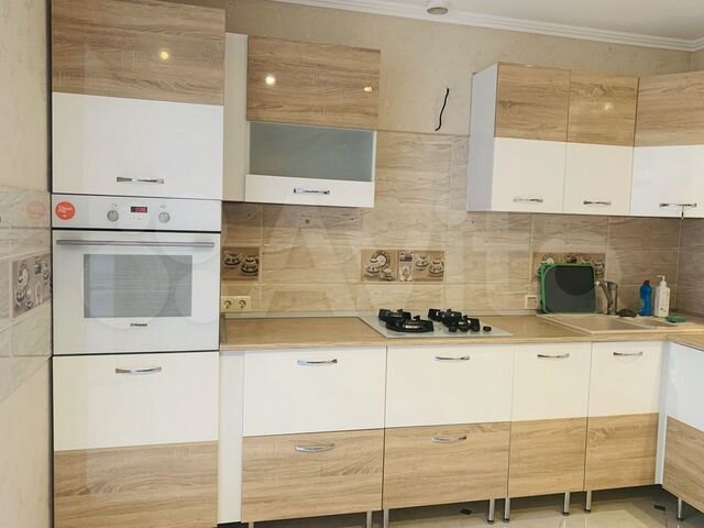 3-к. квартира, 97 м², 3/12 эт.