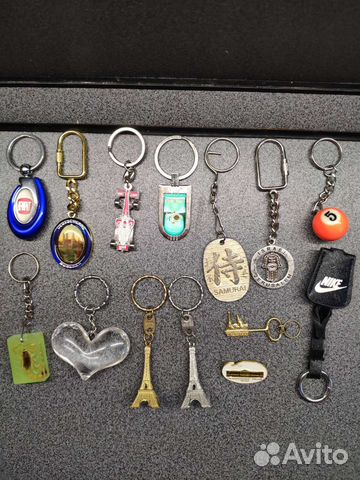 Брелки + значок