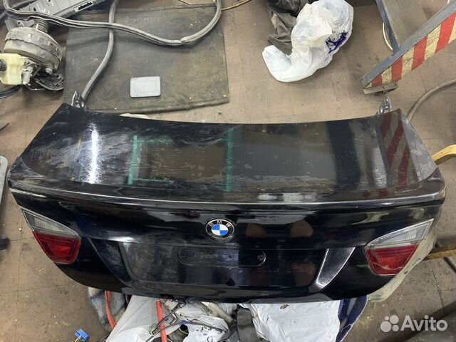 Крышка багажника е90 спойлер