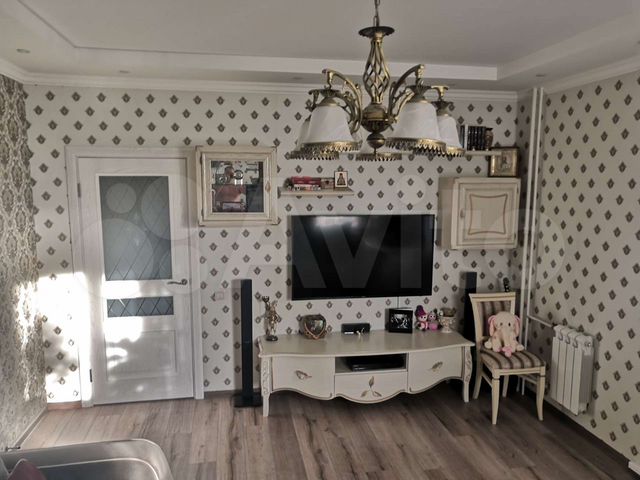 2-к. квартира, 60 м², 4/21 эт.