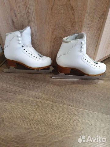 Коньки для фигурного катания профессиональные
