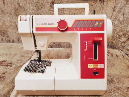 Швейная машина Jaguar 281P