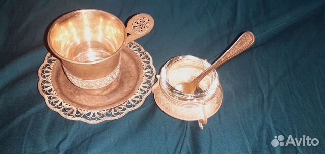 Антикварная посеребрена посуда