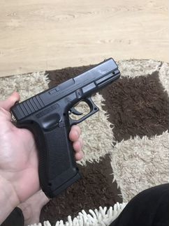 Страйкбольный пистолет glock