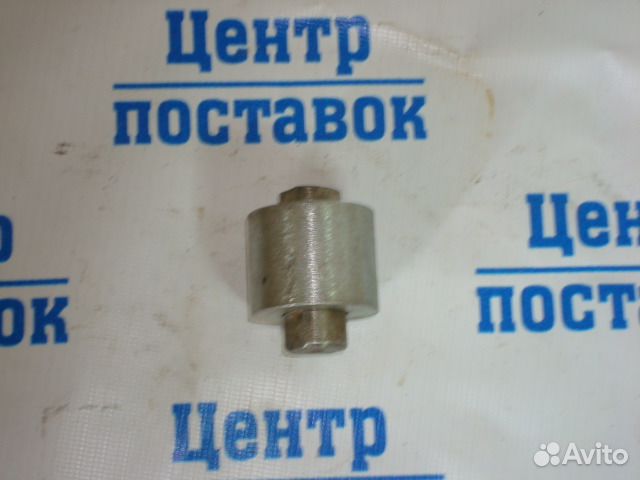 Ролик с осью тормозной колодки 6520