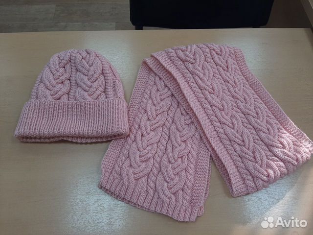 Шапка с шарфом