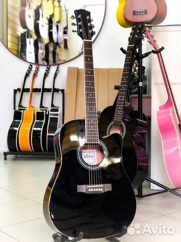 Электроакустическая гитара